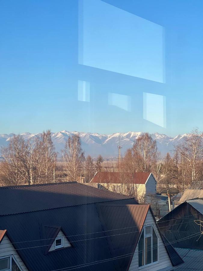 Emir Guest House In Karakol Luaran gambar