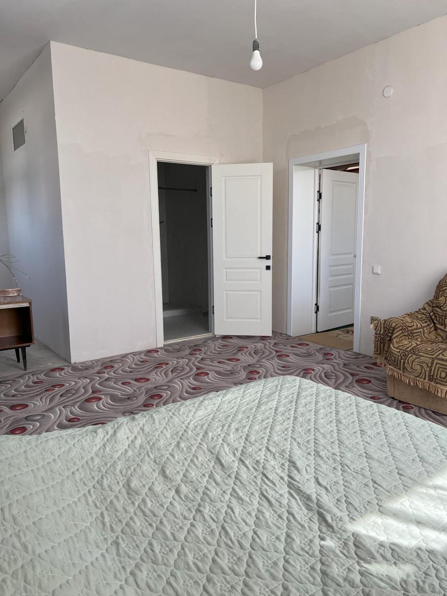Emir Guest House In Karakol Luaran gambar