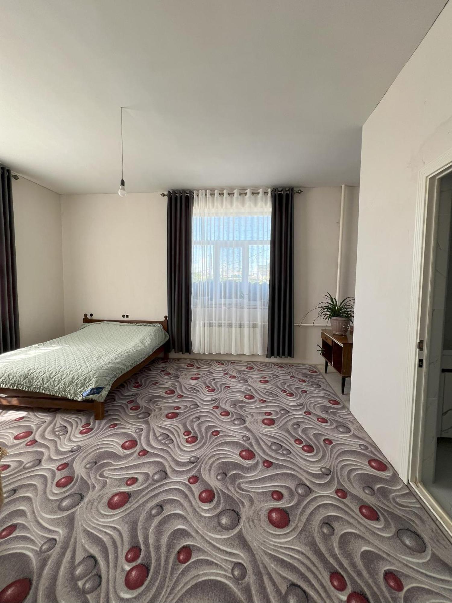 Emir Guest House In Karakol Luaran gambar